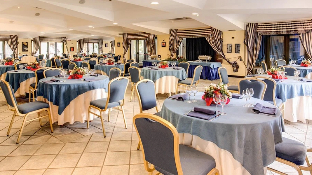 BAILA DOMIZIA RESORT - Ristorazione 1