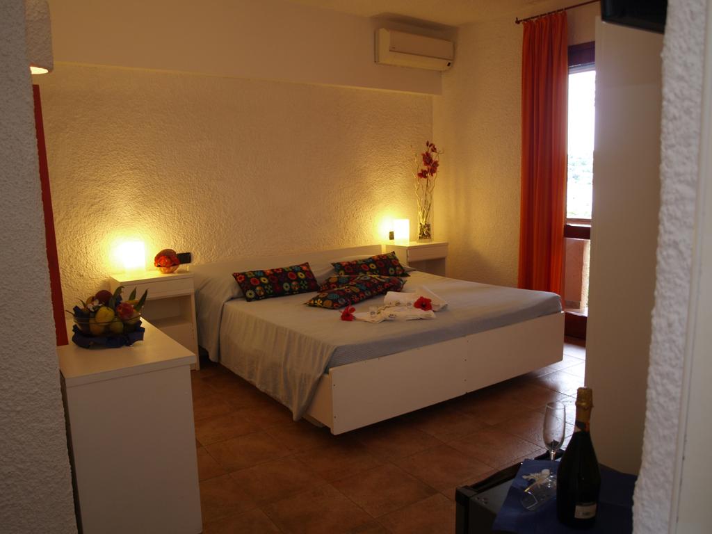 Club Esse Cala Bitta - Camere 4