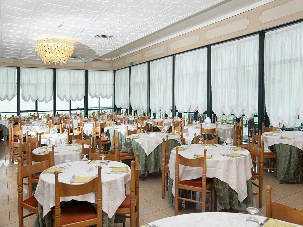 Club Esse Mediterraneo - Ristorazione 2