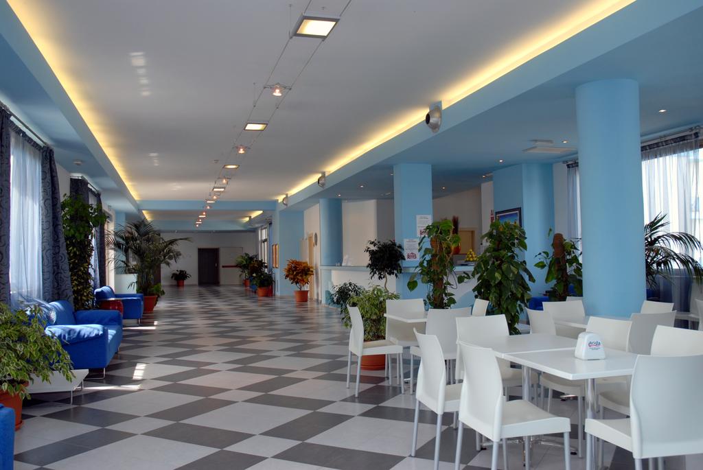 ZETA CLUB SELINUNTE - Interni 1