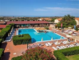 Hotel Cover