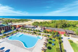 Hotel Cover