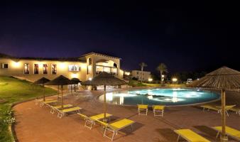 Hotel Cover