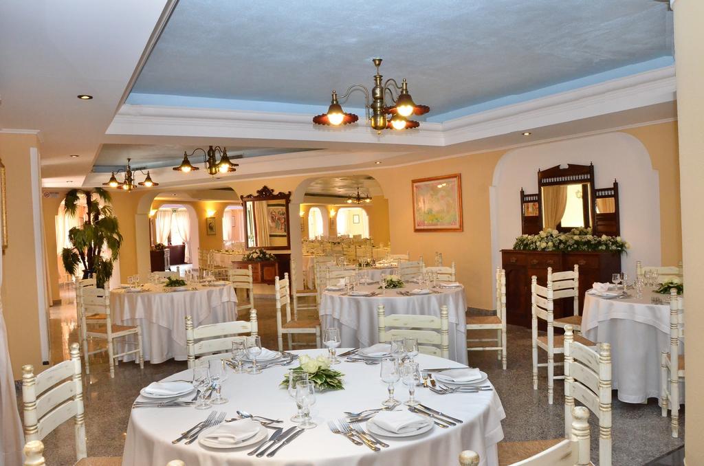 I Giardini di Cala Ginepro Hotel Resort - Ristorazione 1