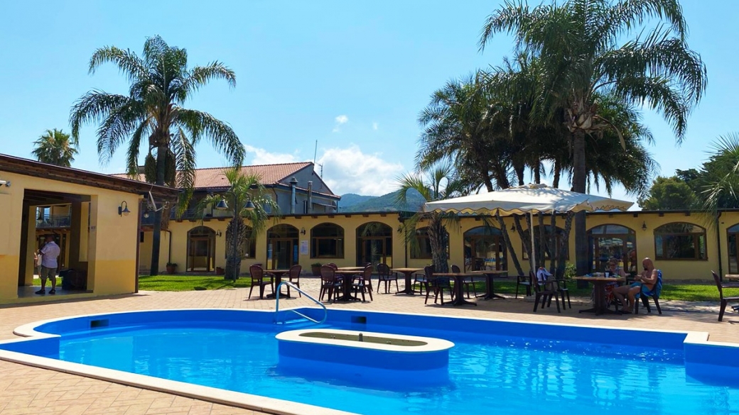 SOLONE BEACH RESORT - Esterni 6